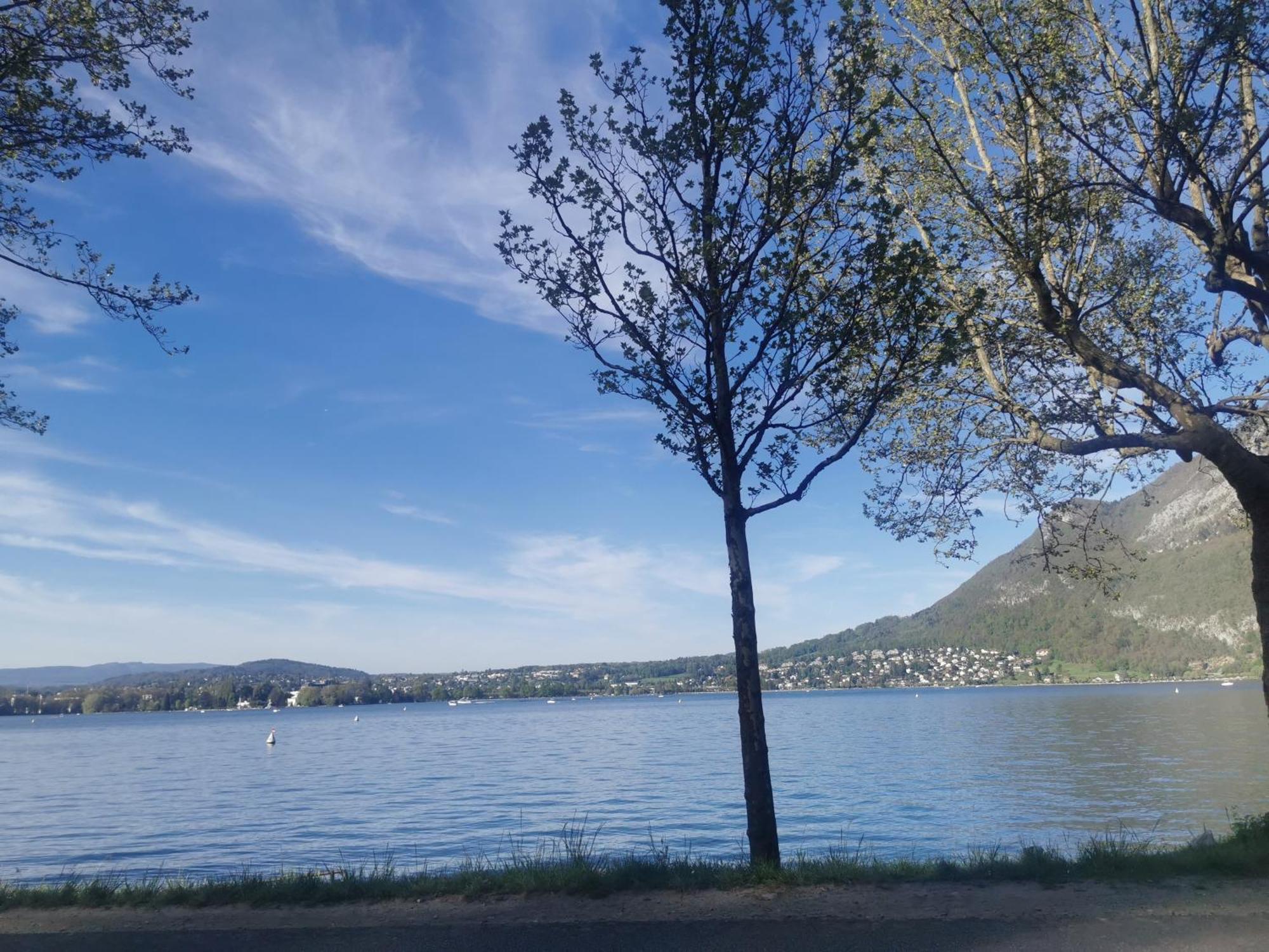 Charmant Appartement A 1 Minute Du Lac Annecy Kültér fotó